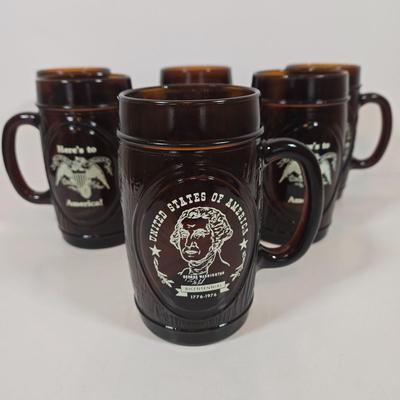 LOT 144: George Washington Bicentennial Mugs