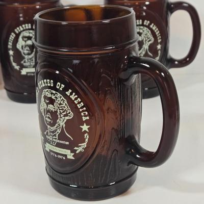 LOT 144: George Washington Bicentennial Mugs