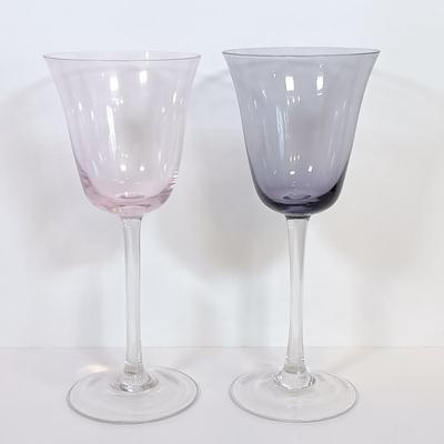 LOT 165: Collection of Vintage Multicolored Glassware