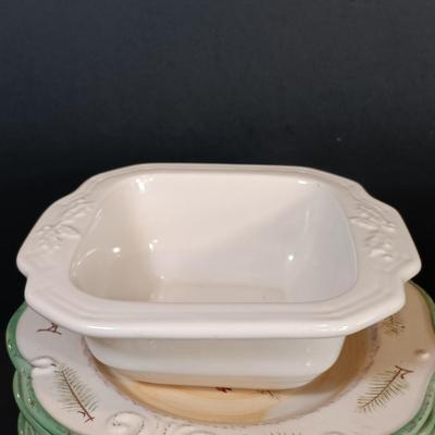 LOT 168: Holiday Collection- Royal Norfolk Plates, Christmas Serving Trowls & More