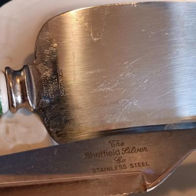 LOT 168: Holiday Collection- Royal Norfolk Plates, Christmas Serving Trowls & More