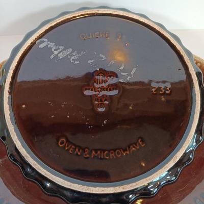 LOT 172: McCoy Butter Dish and Serving Platter, Pyrex Pie Plates, Pampered Chef Bread Tube & More