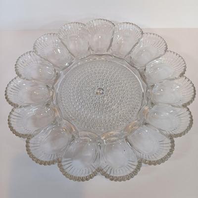 LOT 172: McCoy Butter Dish and Serving Platter, Pyrex Pie Plates, Pampered Chef Bread Tube & More