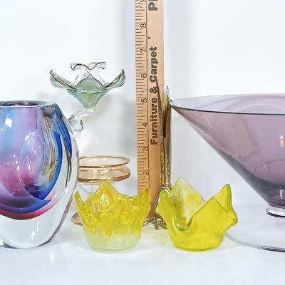 LOT 173: Murano-Style Art Glass Vase, Egyptian Hand Blown Glass Oil Burner, Onion Bulb Bud Vase & More