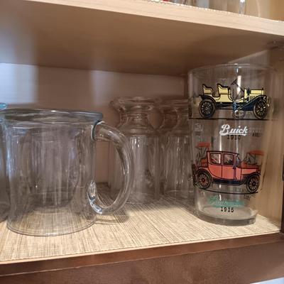 LOT 178: Collection of Cups and Glassware