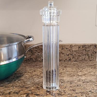 LOT 181: Simply Ming Wok and Steamer, Ravioli Plate, Corningware Le Persil & More