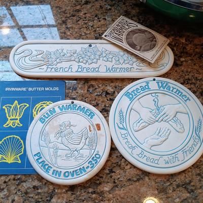 LOT 181: Simply Ming Wok and Steamer, Ravioli Plate, Corningware Le Persil & More