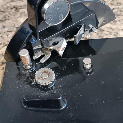 LOT 182: Hamilton Beach 12-Cup Food Processer and Multi-Function Blender, Proctor Silex 1.5 Cup Food Processor & Black + Decker Can...