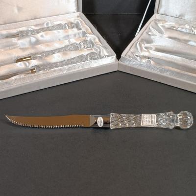 LOT 183: Fifth Avenue Crystal Steak Knives with Crystal Handles