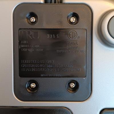 LOT 184: Tru Indoor Grill, Good Housekeeping Waffle Maker, Braun Hand Mixer & More