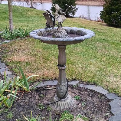 LOT 186: Metal Bird Bath with Frog and Lilypad Spout