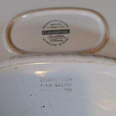 LOT 188: Corelle Bakeware with Over and Back Inc Ramekins