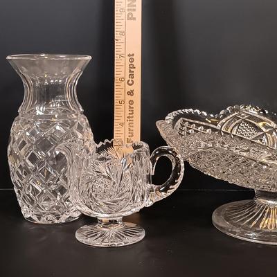 LOT 189: Lenox Bowl with Pressed Glass and Crystal Kitchenware