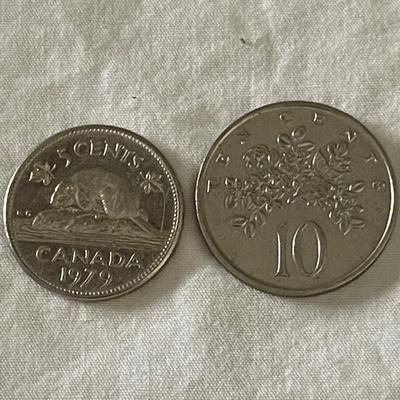 1979 CANADIAN QUEEN ELIZABETH II QUARTER. 1986 JAMAICAN TEN CENT COIN