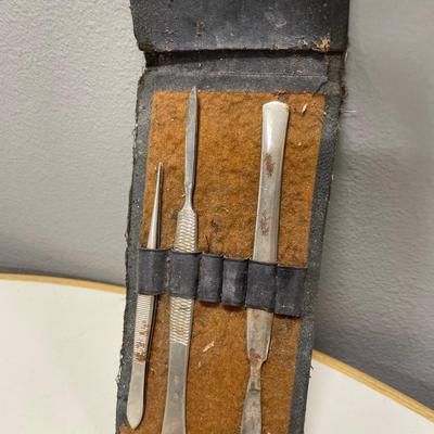 Bausch & Lomb Optical Co. set & C. De Haan & Co razor