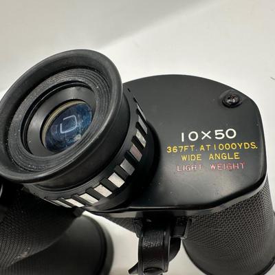 Tasco Wide-Angle Binoculars w/ Case