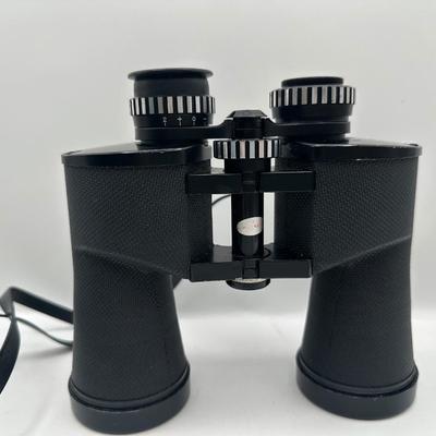 Tasco Wide-Angle Binoculars w/ Case