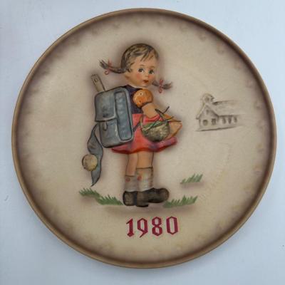 M.J. Hummel Annual Plates in Bas-Relief, 1980–1989 (Goebel) — With Original Boxes