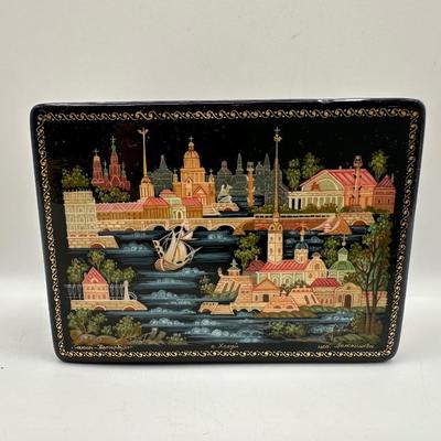 Vintage Kholui Russian Lacquer Box