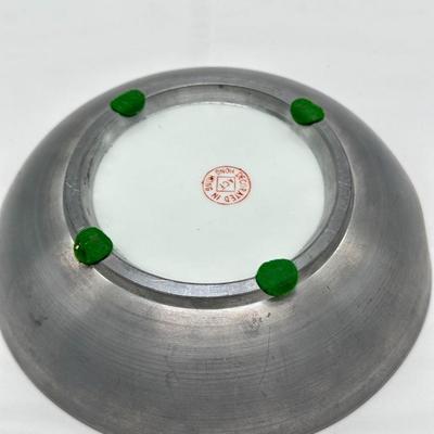 Large Beautiful Plate From Hong Kong-local pickup and shipping available