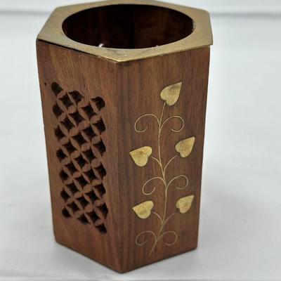 Chinese vintage wood brush pot