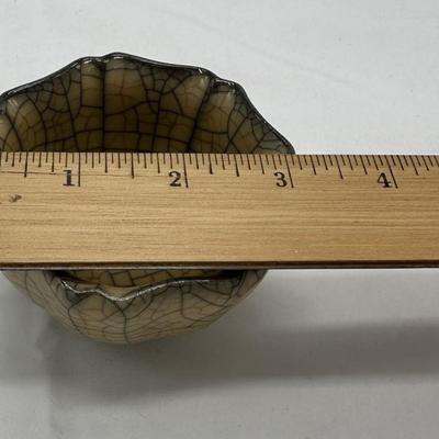 Chinese vintage porcelain guan ware small cup