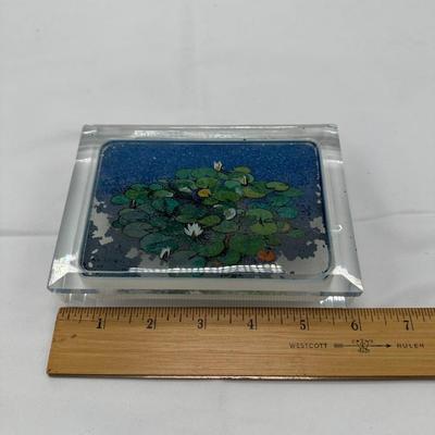 Chinese Vintage Glass Box Inside Painted Lotus Flowers
