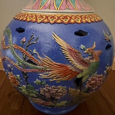 Pair of Chinese Vintage Porcelain Enamel Colour Bottle Vase With Four Characters Mark-local pickup and shipping available