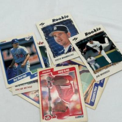 Baseball Cards Lot 4
