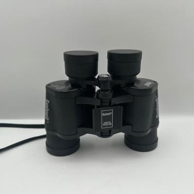 Bushnell 7×35 Binoculars – Insta-Focus – With Case