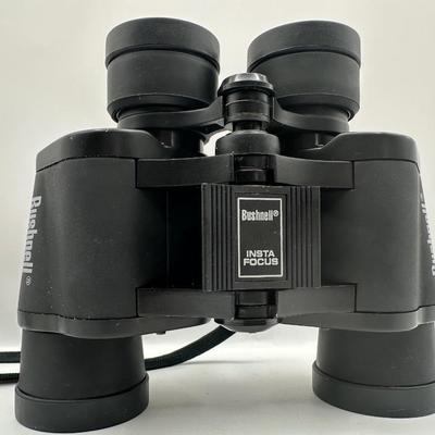 Bushnell 7×35 Binoculars – Insta-Focus – With Case