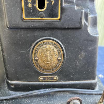 Vintage Singer 301 Sewing Machine