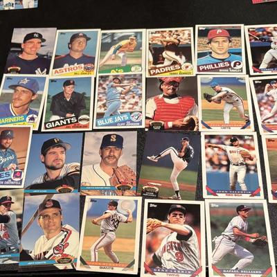 Topps Baseball Cards