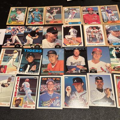 Topps Baseball Cards