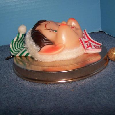 LOT 163 AMAZING VINTAGE MCM CHRISTMAS DECORATION MUSICAL ELF DOOR/WALL HANGER