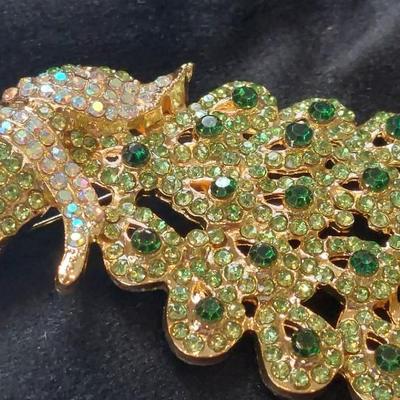 Fashion Brooch
