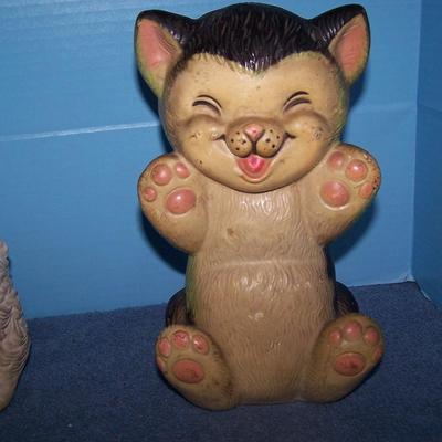 LOT 168 GREAT VINTAGE RUBBER CATS BANK & TOY