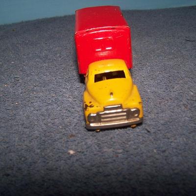 LOT 170 GREAT VINTAGE TIN LITHO FRICTION TOYS-JALOPY & TRUCK