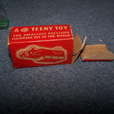 LOT 173 FAB VINTAGE TEENY TOY CLOCKWORK VEHICLE in BOX