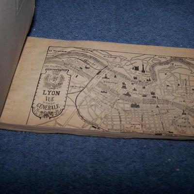 LOT 190 GREAT VINTAGE POSTCARDS-INTERNATIONAL