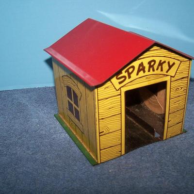 LOT 191 FAB VINTAGE NMIB TIN LITHO SPARKY VOICE BANK BATTERY OP