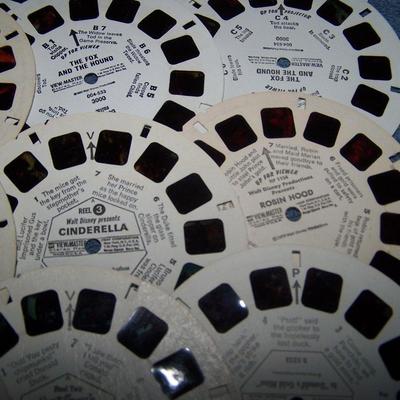 LOT 196 GREAT COLLECTABLE VIEW MASTER REELS-DISNEY