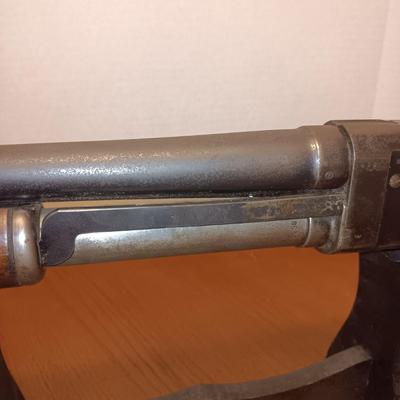 J STEVENS SHOTGUN 12 GA?