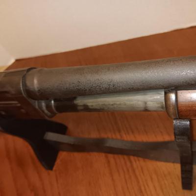 J STEVENS SHOTGUN 12 GA?