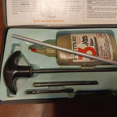 BOX - 4 WINCHESTER 357 MAGNUM SILVERTIP AND A GUN CLEANING KIT