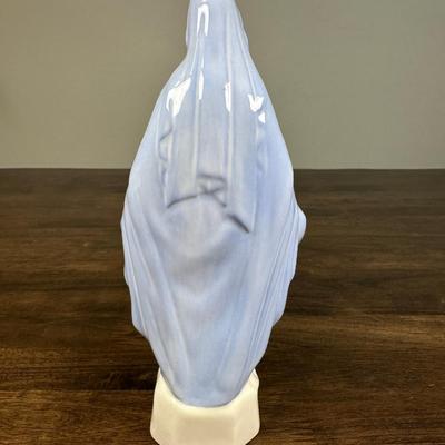 Vintage Porcelain Mother Mary Madonna- FREE NATIONWIDE SHIPPING FOR ALL LOTS