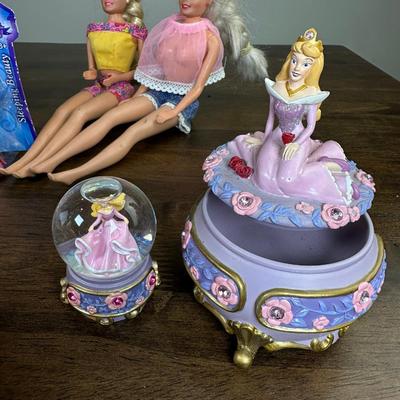 Disney Collectable- FREE NATIONWIDE SHIPPING FOR ALL LOTS