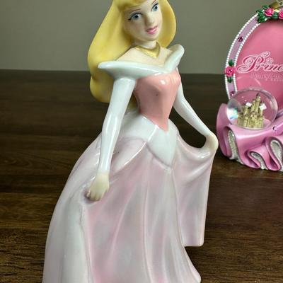 Disney Collectable- FREE NATIONWIDE SHIPPING FOR ALL LOTS