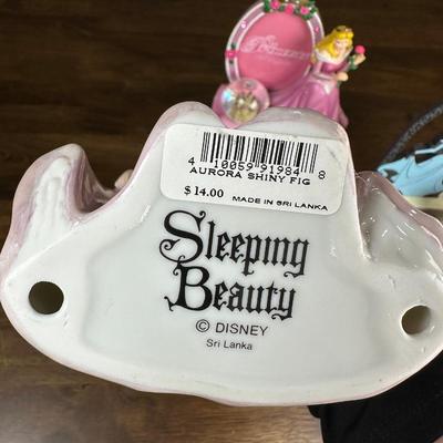 Disney Collectable- FREE NATIONWIDE SHIPPING FOR ALL LOTS