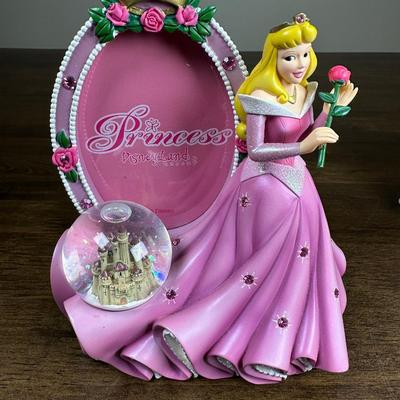 Disney Collectable- FREE NATIONWIDE SHIPPING FOR ALL LOTS